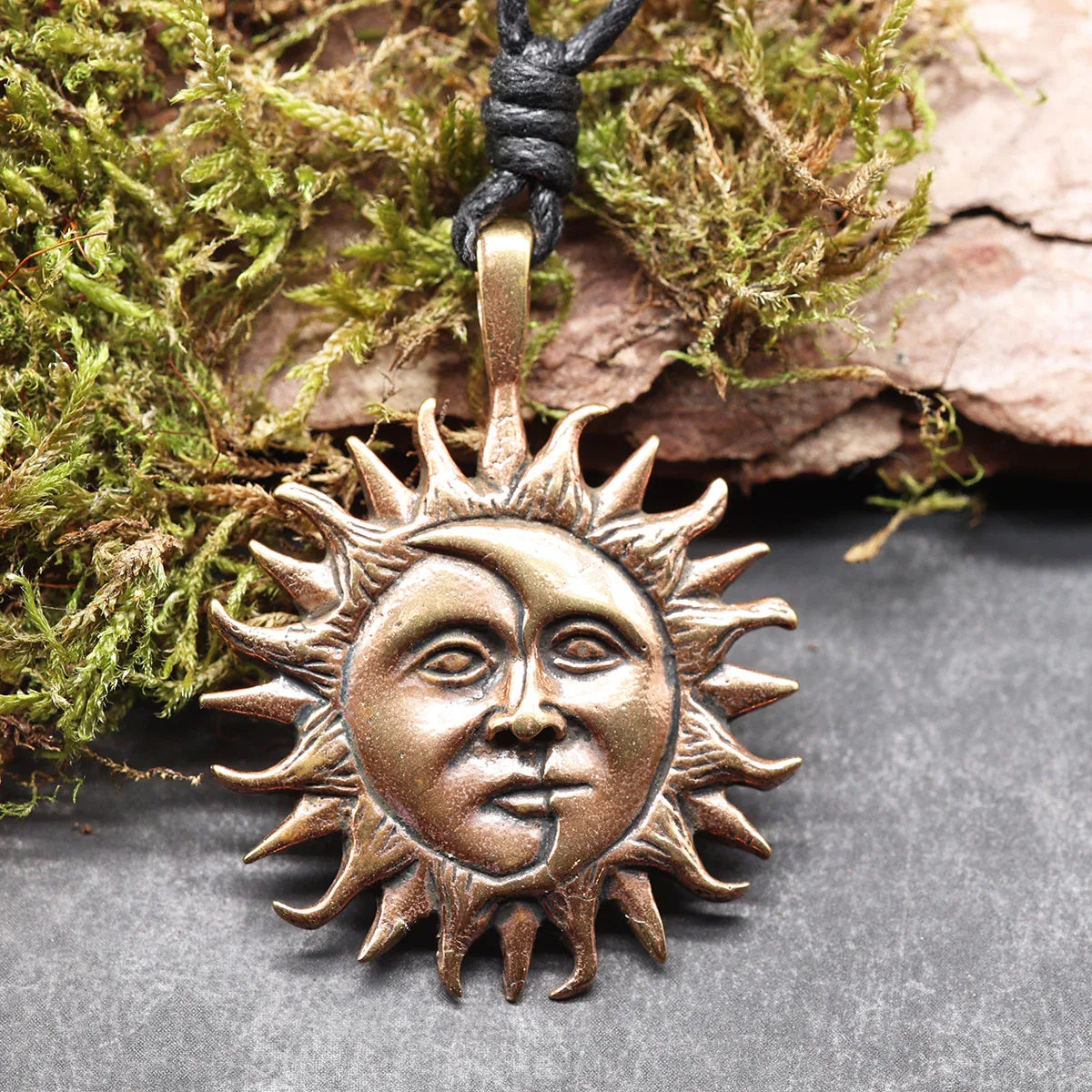 Eclipse Bonze Anhänger Halskette Schmuck Kettenanhänger