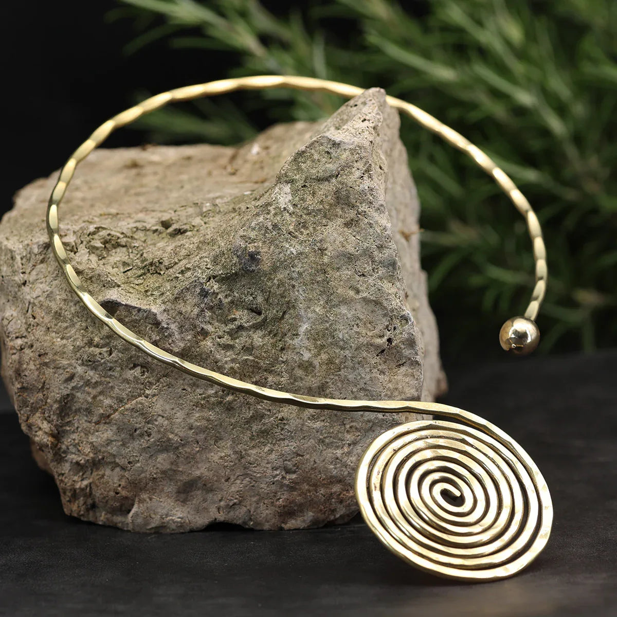 Messing Spirale Collier Halsreif Design Schmuck Zeitlos