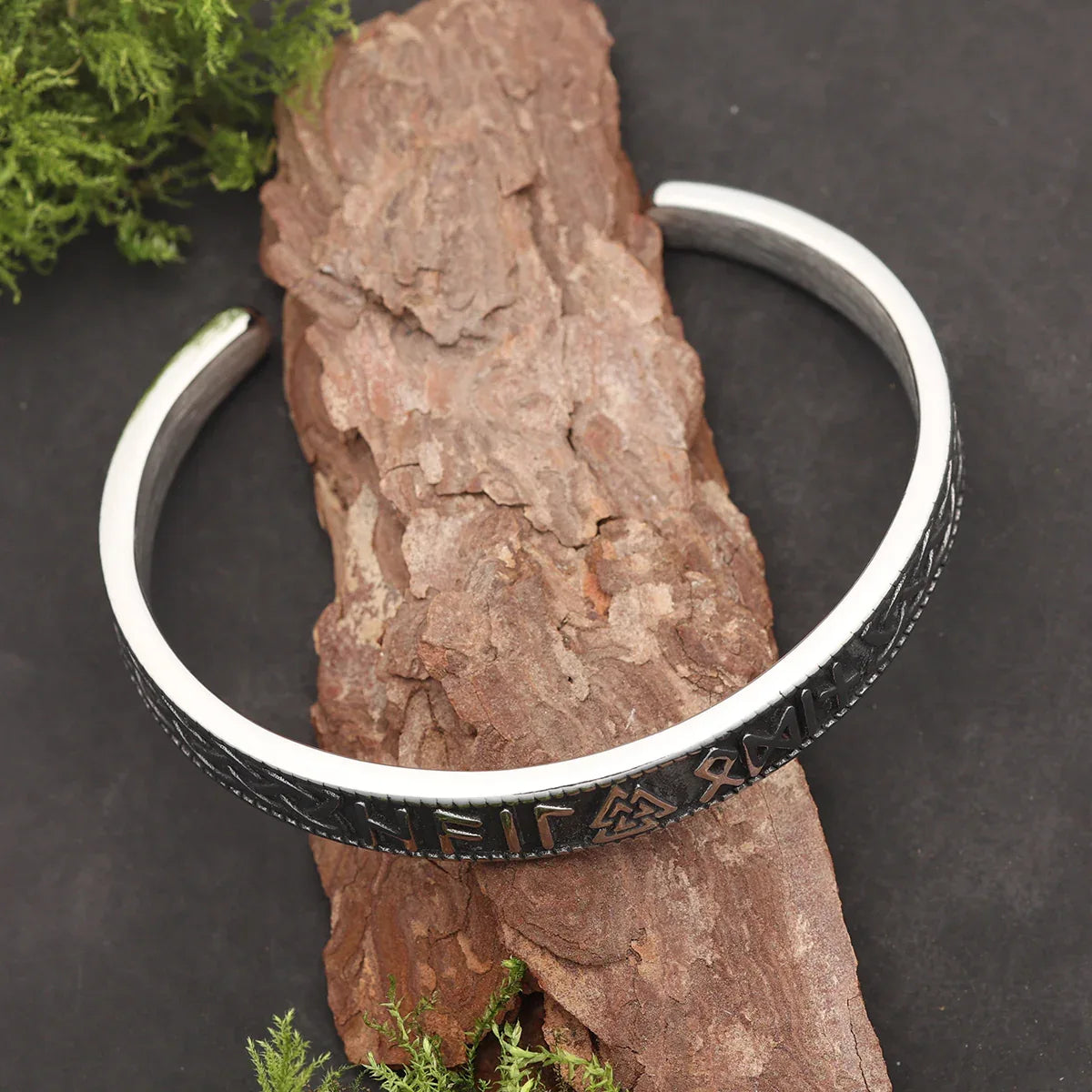 Massiver Runen Armreif Edelstahl Wikinger Armschmuck