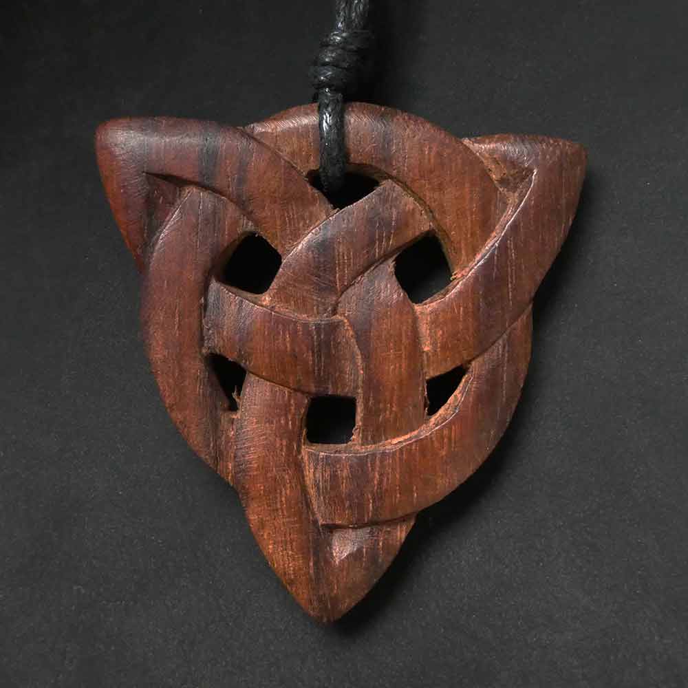 Taliesin Keltische Kette Holz Schmuck Anhänger Fairtrade Handarbeit