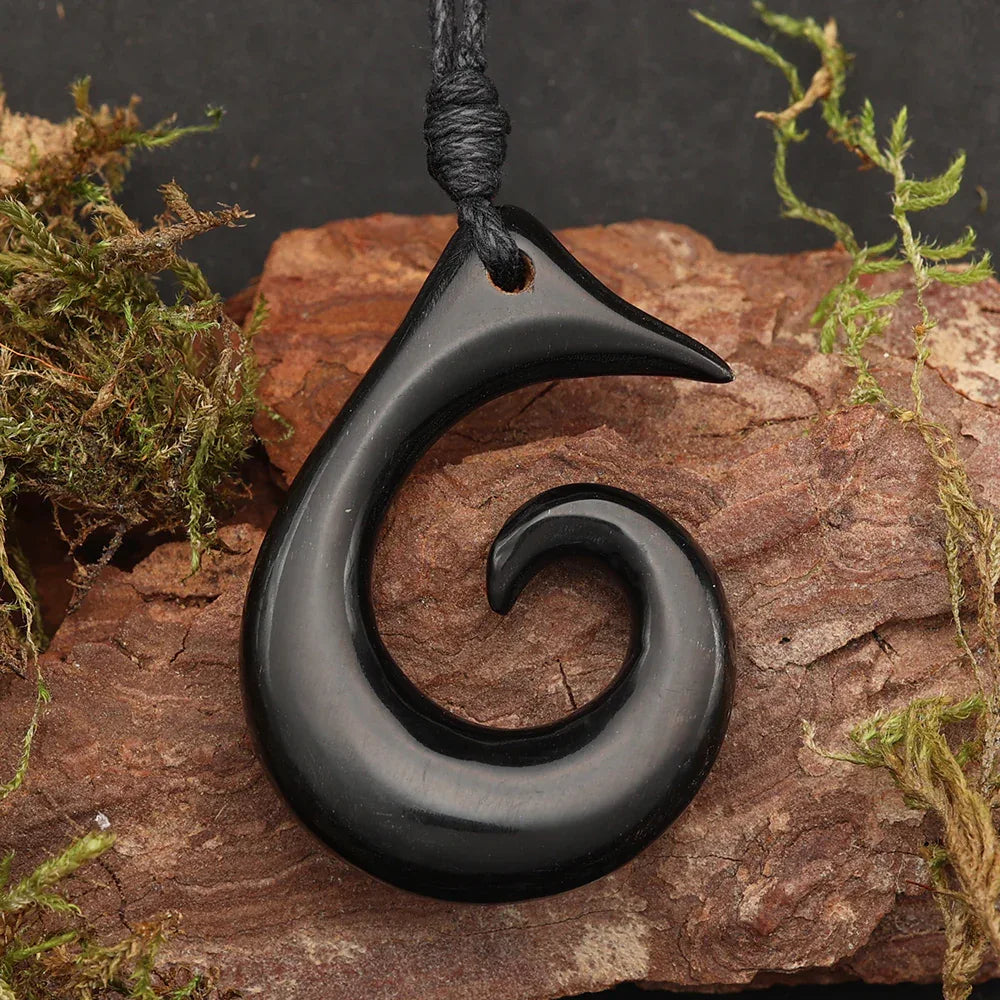 Maori Halskette Horn Schmuck Handarbeit fair gehandelt