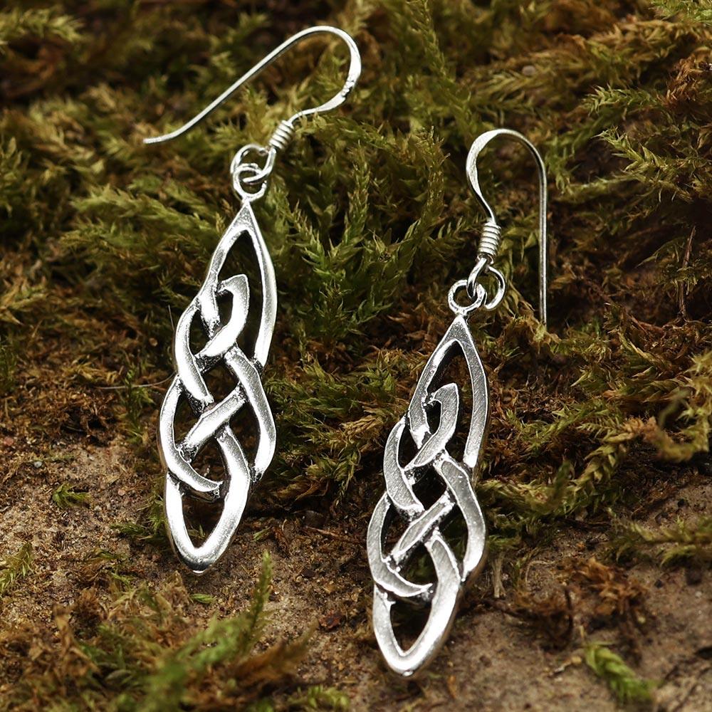 Ohrringe Sterlingsilber fein gearbeitet zartes Muster aus keltischen Knoten
