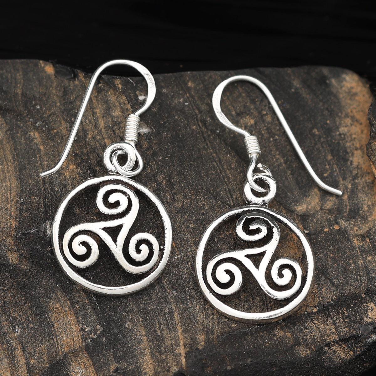 Feiner keltischer Ohrschmuck edles Silber