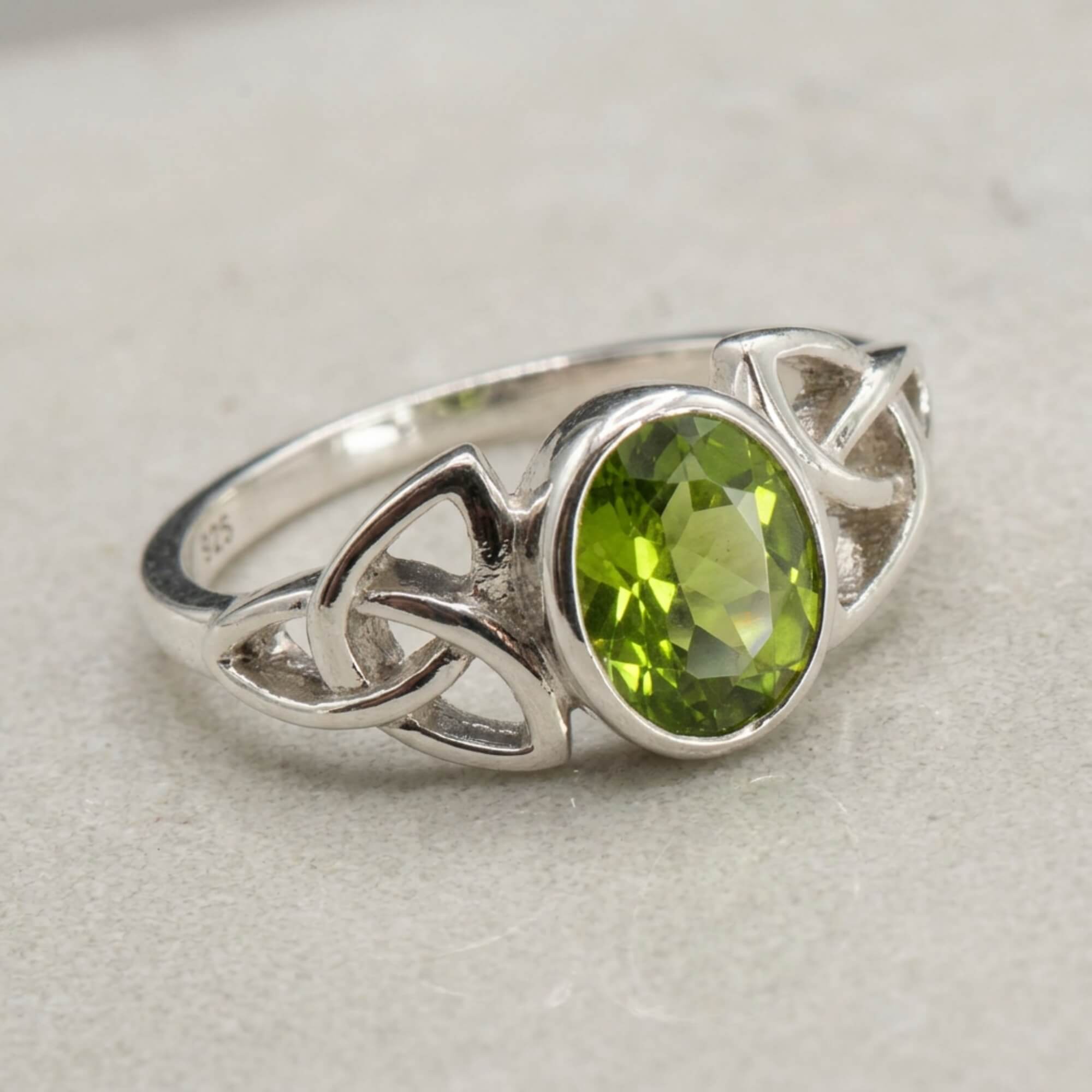 Peridot Silber Ring elegant Edelstein Schmuck