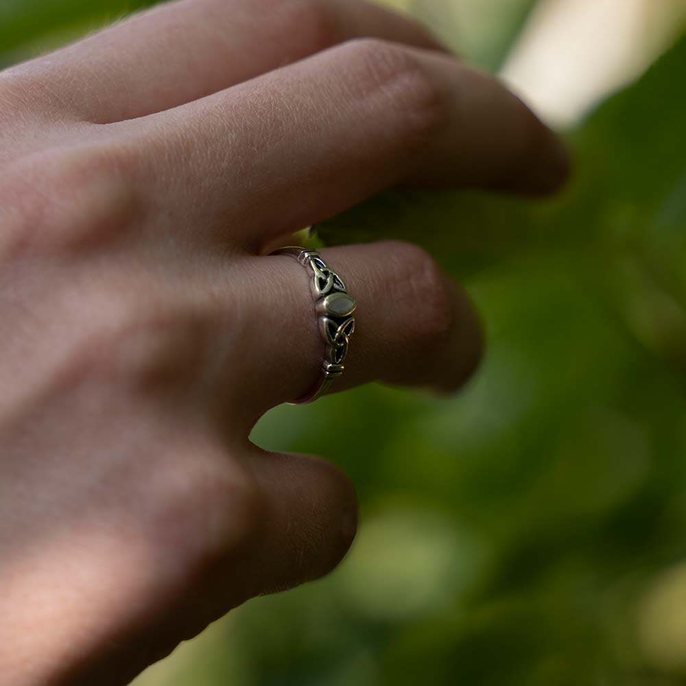 Ring mit keltischem Knotenmuster zeitloser 925 Silberring Damen Mädchen