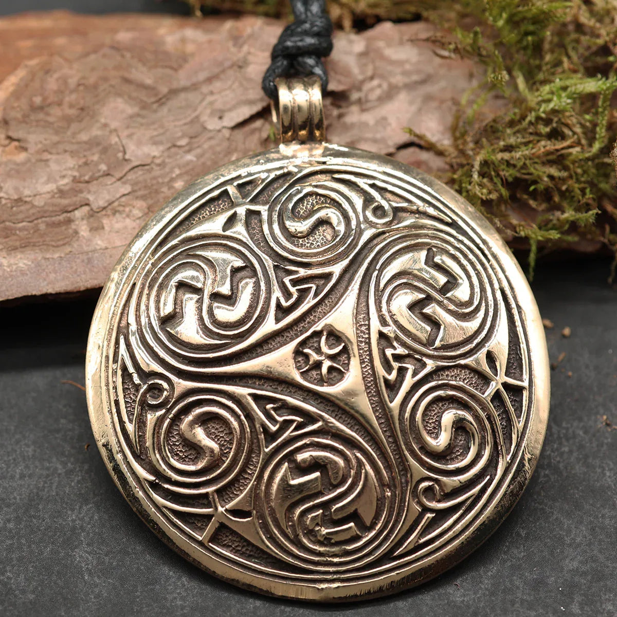 Triskel riesig  Anhänger Schmuck Bronze Halskette Handarbei