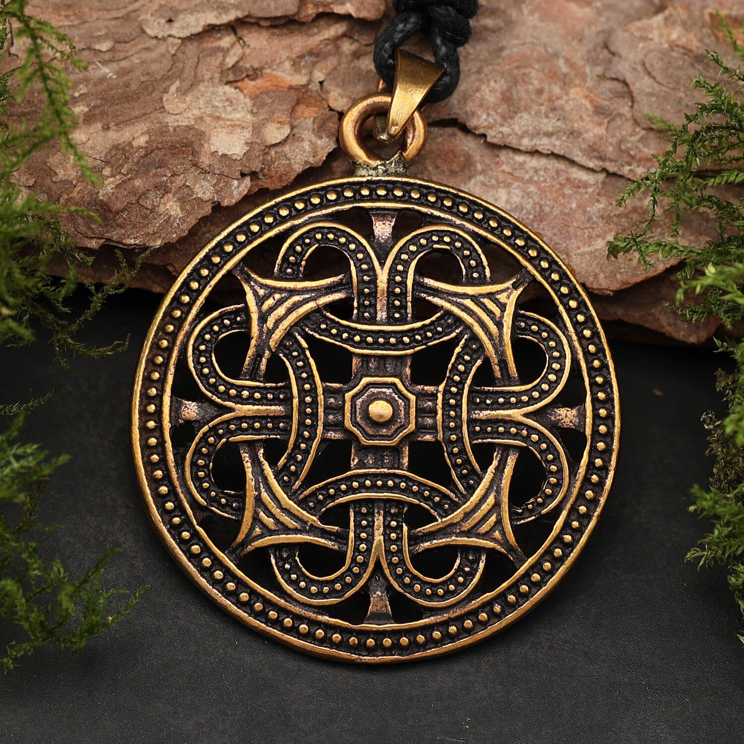Celtic Ornament Bronze Pendant Jewelry