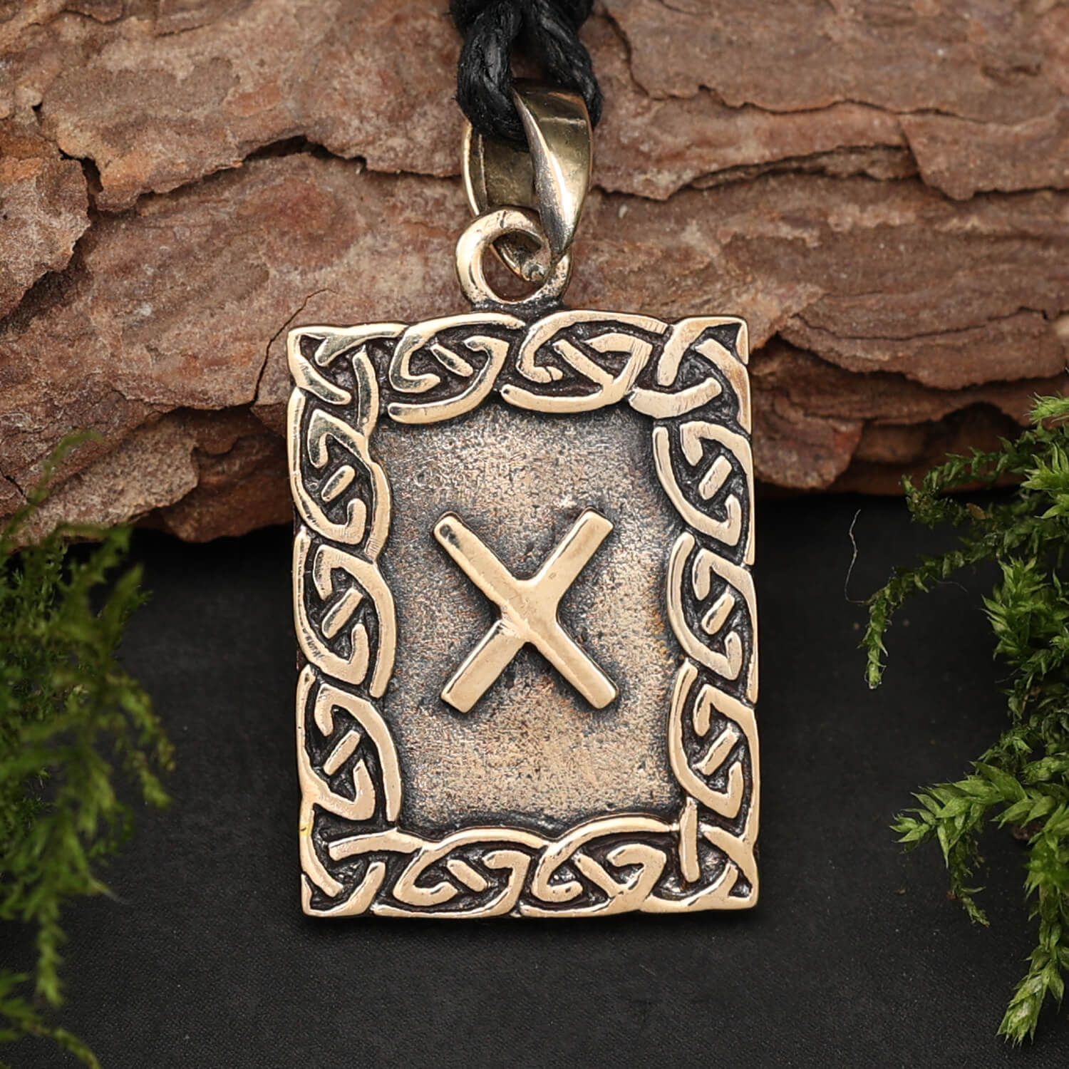 Rune Bronze Jewelry pendant Elder Futhark