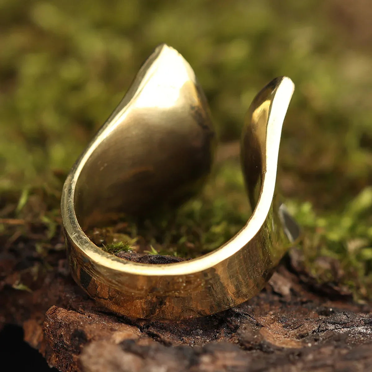 Design Schmuck Ring Messing Doppelt Zeitlos und Elegant