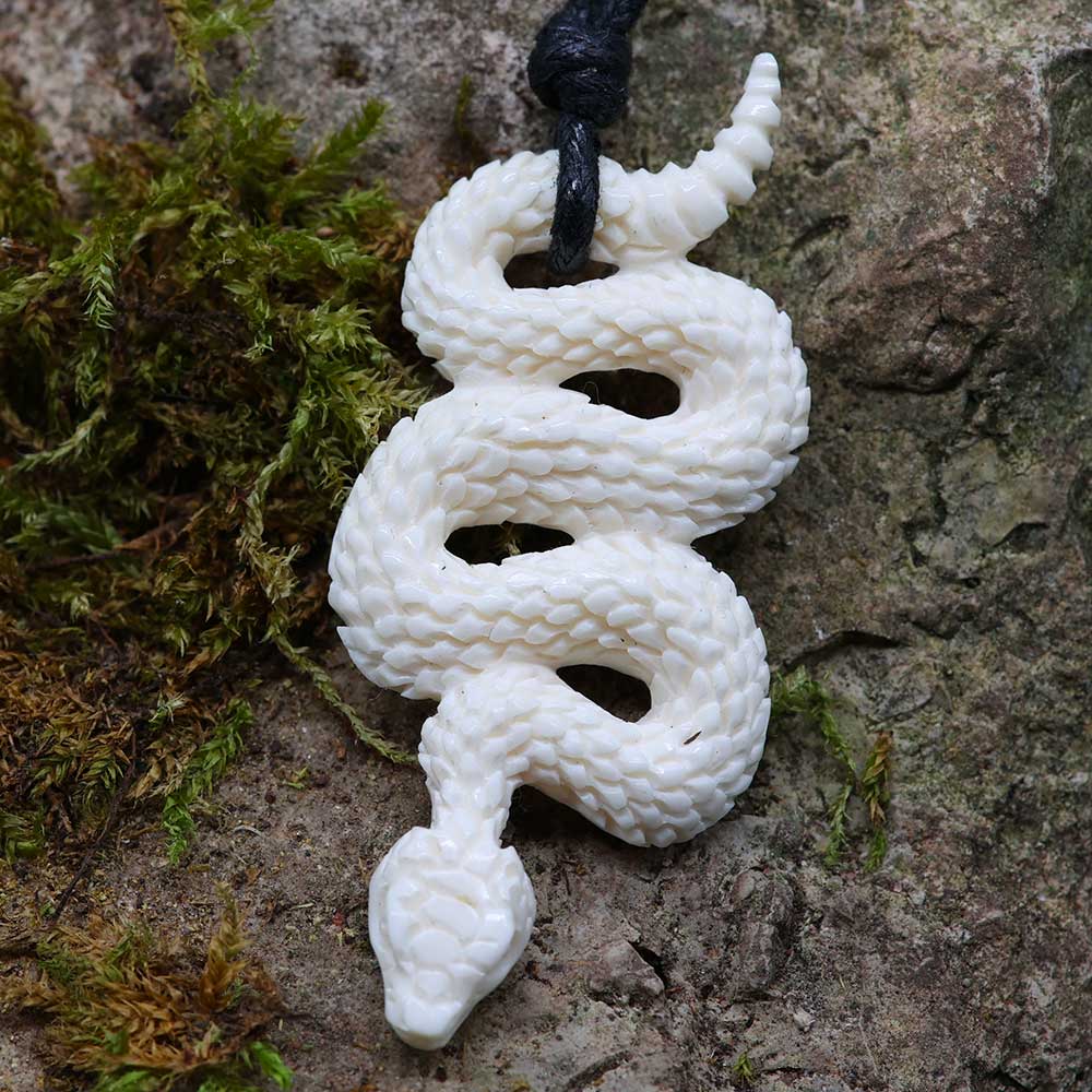 Schlange Anhänger Schmuck Kette Handarbeit fair gehandelt