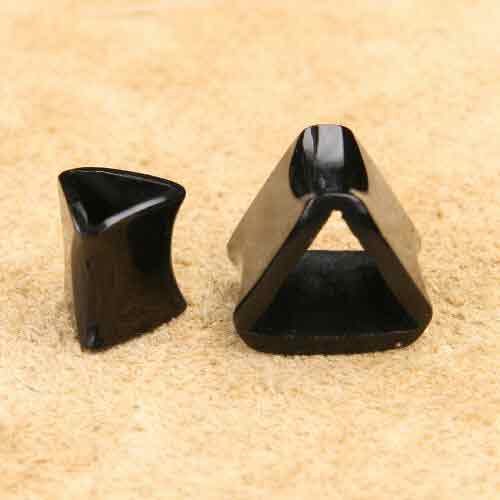 Horn ear tunnels, Triad ear piercing