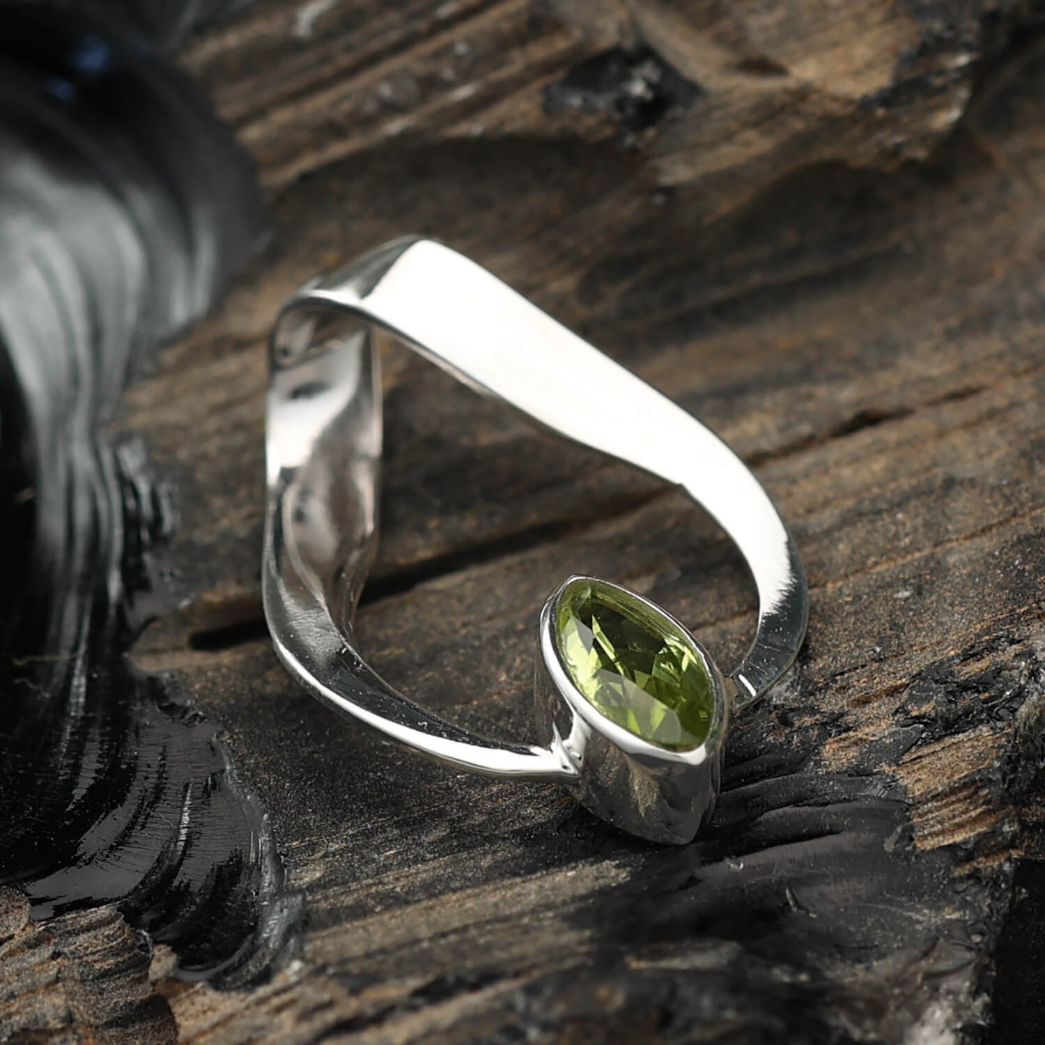 Peridot Schmuck Anhänger 925 Silber edel modern handgefertigt
