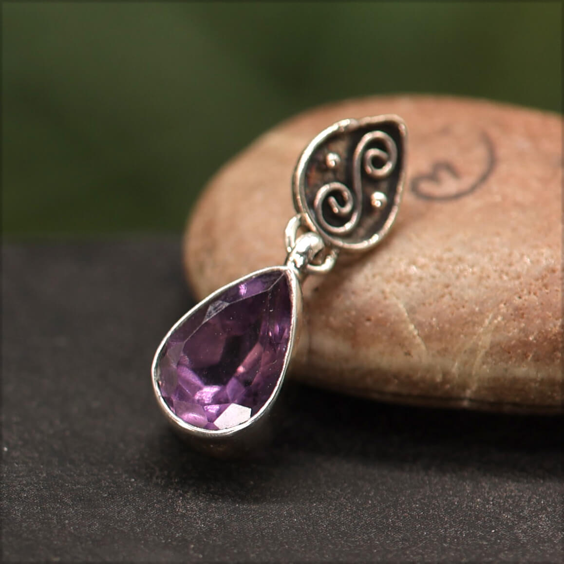 Amethyst stone pendant, 925 silver