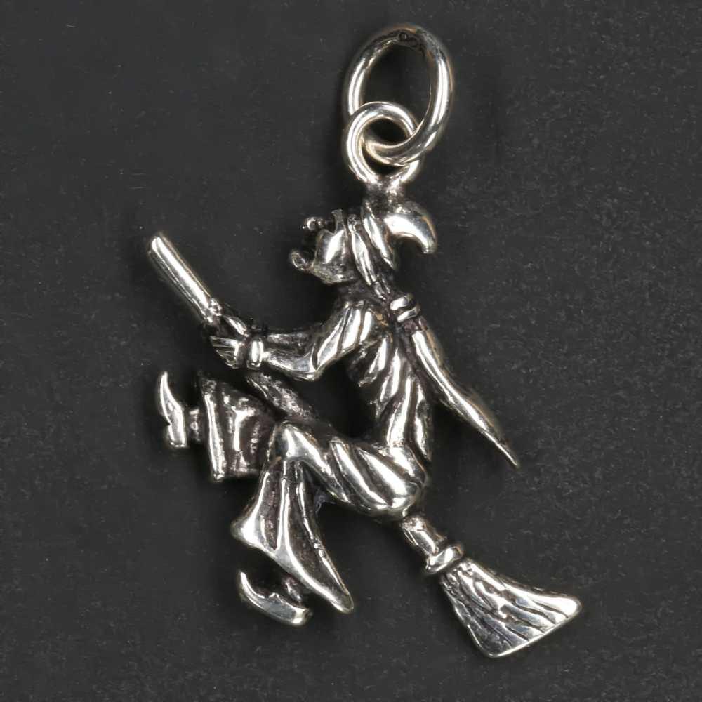 Fliegende Hexe Silber Schmuck Anhänger Sterlingsilber zarter Kettenanhänger