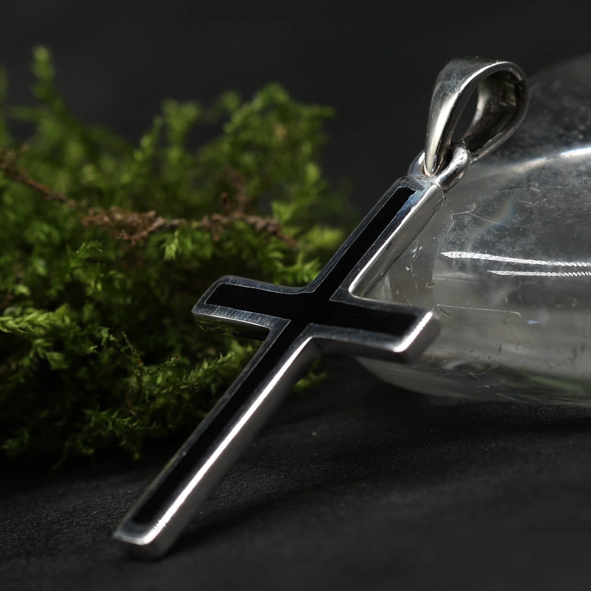 Cross with onyx jewelry pendant, silver 925